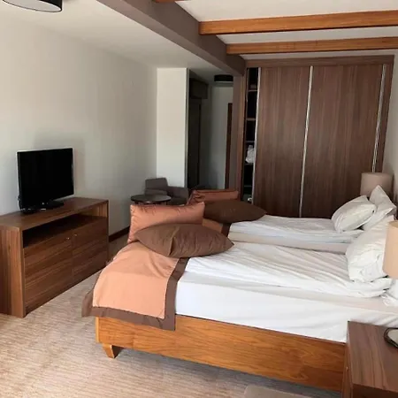 B327 Vucko Apartment *